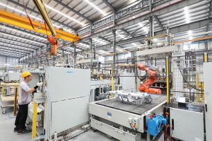 重慶 打造西部新能源汽車零部件智造高地與新興能源技術(shù)研發(fā)中心